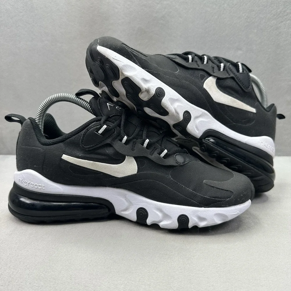 Womens 8 / 6.5Y Nike Air Max 270 React Shoes Black / White Athletic Sneakers